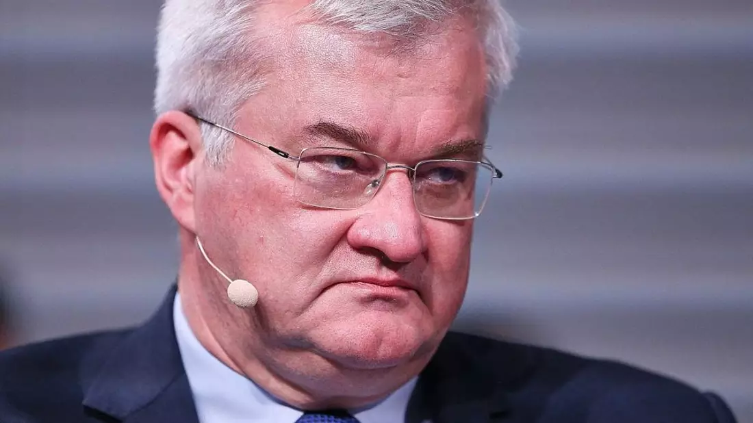 Ukrainischer Außenminister: Sonderregeln für Russen bleiben