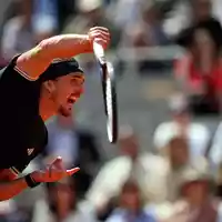 Alexander Zverev beim Aufschlag. - Foto: Christophe Ena/AP/dpa