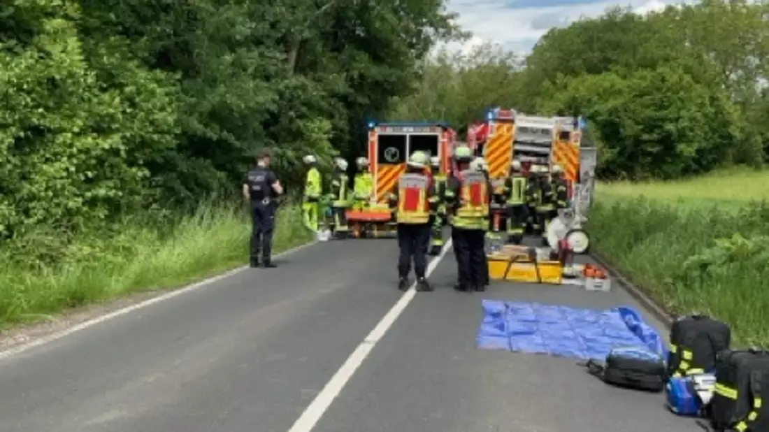 FW-BN: Alleinunfall eines PKW mit zwei verletzten Personen - Bild: presseportal.de