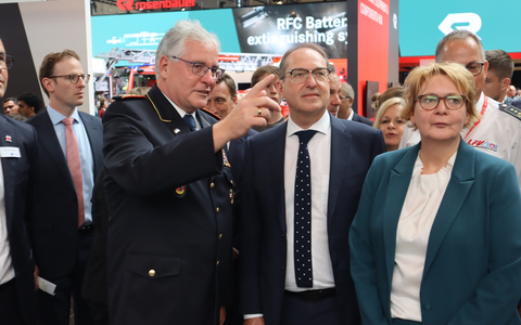 INTERSCHUTZ 2026: Feuerwehrwelt rückt zusammen / DFV-Präsident bilanziert zur Weltleitmesse: Große Dynamik, Zuversicht und Mut angesichts der aktuellen Lage - Bild: presseportal.de