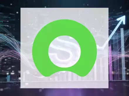 Ein stilisiertes, leuchtendes 'S'-Symbol, umgeben von digitalen Datenströmen und einem aufsteigenden Diagramm, das Technologie und Wachstum darstellt. - Foto: über boerse-global.de