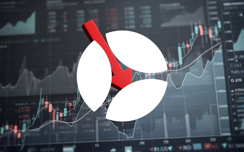 Ein roter Abwärtspfeil durchbohrt einen stilisierten Börsenchart, der einen starken Kursrückgang der Soitec-Aktie symbolisiert. - Foto: über boerse-global.de