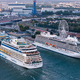 In Norddeutschland ist die Kreuzfahrt ein Wirtschaftsfaktor. Die wichtigsten Häfen sind: Hamburg, Kiel, Rostock-Warnemünde, Bremerhaven. (Archivbild) - Bild: Jens Büttner/dpa
