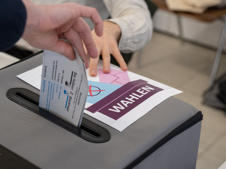 Union und SPD finden bislang keinen gemeinsamen Nenner bei der geplanten Wahlrechtsreform. (Archivfoto) - Foto: Harald Tittel/dpa