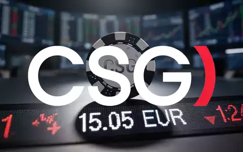 Ein Pokerchip mit der Aufschrift 'CSG' wirft einen Schatten auf einen Börsenticker, der '15.05 EUR' anzeigt. - Foto: über boerse-global.de