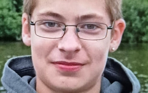 POL-NMS: 20260607-1-pdnms Öffentlichkeitsfahndung - vermisster 15-Jähriger aus Neumünster - Bild: presseportal.de