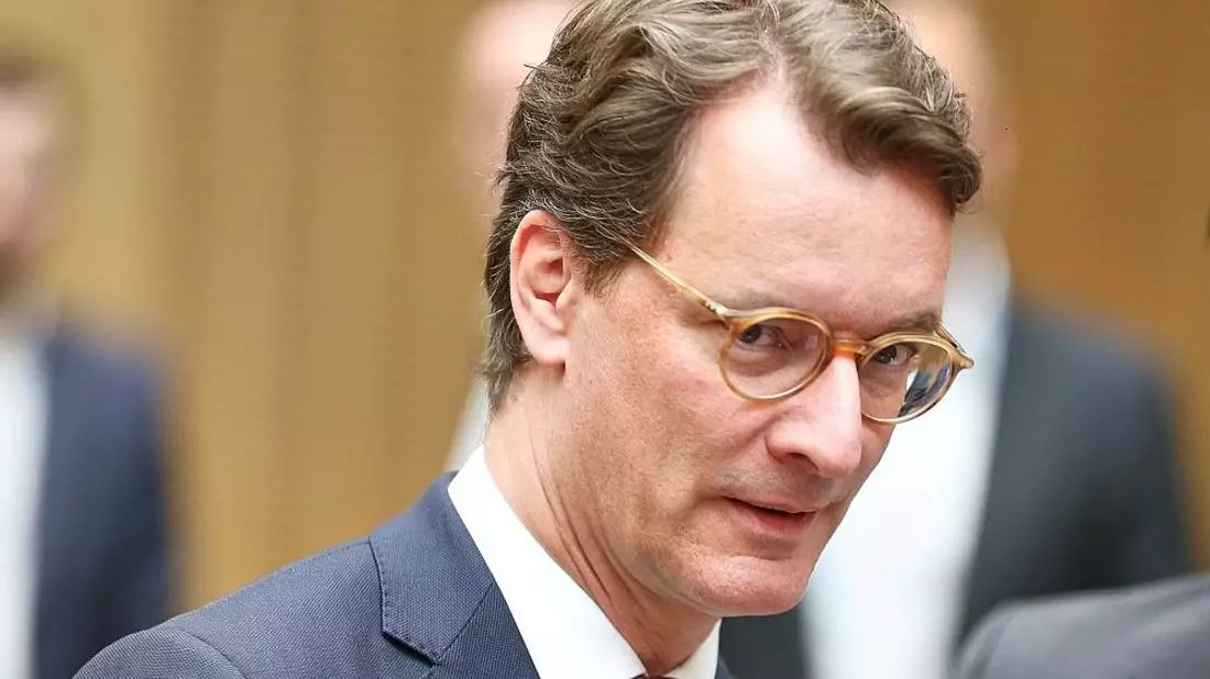 Wüst: Staat muss schneller und einfacher werden