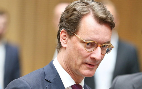 Wüst: Staat muss schneller und einfacher werden
