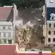 Gut drei Wochen nach dem Hauseinsturz in Görlitz dauern die Ermittlungen an. (Archivbild) - Bild: Sebastian Kahnert/dpa