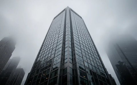 Partners Group Shares Plunge 16% on Redemption Caps in Private Market Liquidity Squeeze