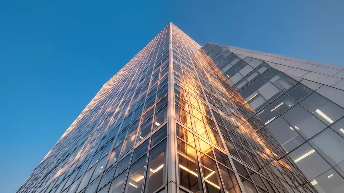 Partners Group Insiders Buy $20M Shares After 28% Rout on Redemption Cap, Short Attack