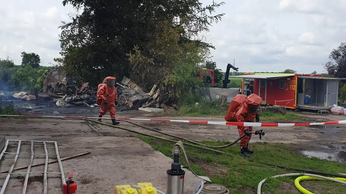 FW-RD: Gefahrstoffeinsatz der Feuerwehren in Padenstedt (Kreis Rendsburg-Eckernförde) - Bild: presseportal.de