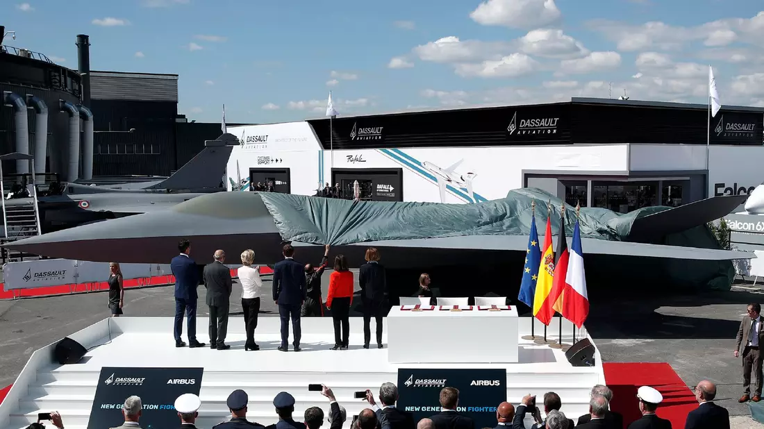 2019 wurde ein Modell vorgestellt, wie der FCAS-Jet aussehen könnte. Dies ist nun Geschichte. - Bild: Benoit Tessier/POOL Reuters/dpa