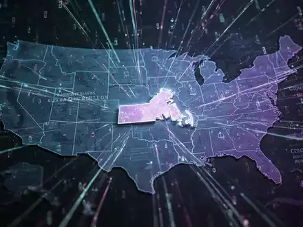 Digital data streams and glowing lines converge on a stylized map of the United States, highlighting data privacy and legal frameworks. - Foto: über boerse-global.de