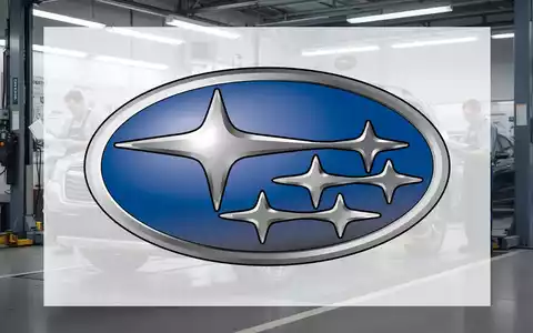Ein Subaru Forester SUV in einer Werkstatt, im Hintergrund ein Mechaniker. Das Bild betont Präzision und Fahrzeugpflege. - Foto: über boerse-global.de