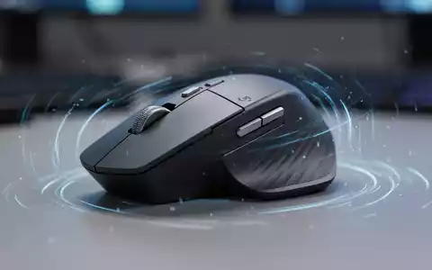 A close-up of a modern, ergonomic computer mouse on a desk, with a subtle glow suggesting haptic feedback. - Foto: über boerse-global.de