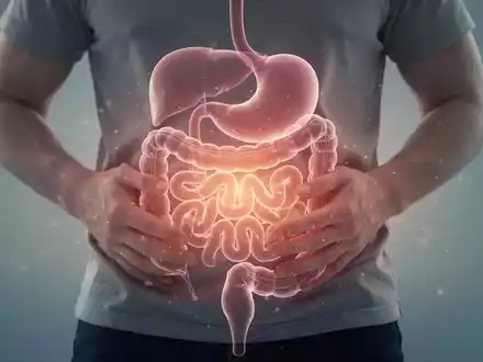 Abstrakte Darstellung von Verdauungsbeschwerden und Darmgesundheit mit weichem Fokus auf den Bauchbereich und ätherischen Lichteffekten. - Foto: über boerse-global.de