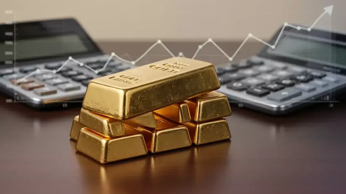 Gold Market Split: China's Buying Streak vs Hawkish Fed Weighs on Prices