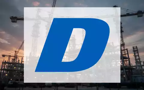 Eine riesige Industriebaustelle bei Dämmerung mit Kränen und Stahlstrukturen, die ein Großprojekt andeuten. - Foto: über boerse-global.de