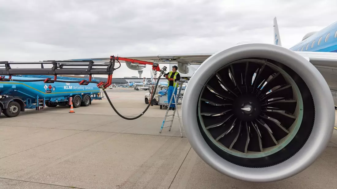 KLM führt einen Demonstrationsflug mit in Deutschland hergestelltem synthetischem Kerosin durch und unterstreicht damit die Dynamik bei der zunehmenden Nutzung alternativer Flugkraftstoffe - Bild: presseportal.de
