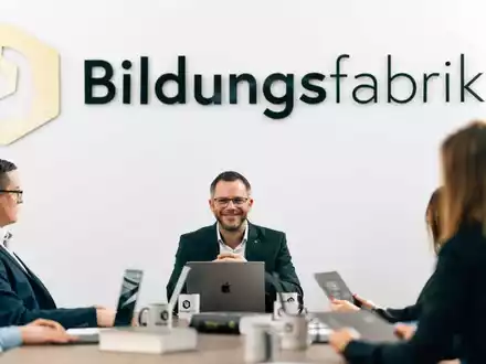 Meister statt Mangel: Warum die Industrie ihre ‚hidden talents‘ im eigenen Betrieb besser fördern muss - Foto: presseportal.de