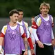 Nick Woltemade (r.) ist in der Nationalmannschaft nicht mehr in der Startelf gesetzt.  - Bild: Federico Gambarini/dpa