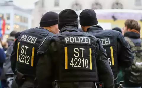Polizei (Archiv) - Foto: via dts Nachrichtenagentur