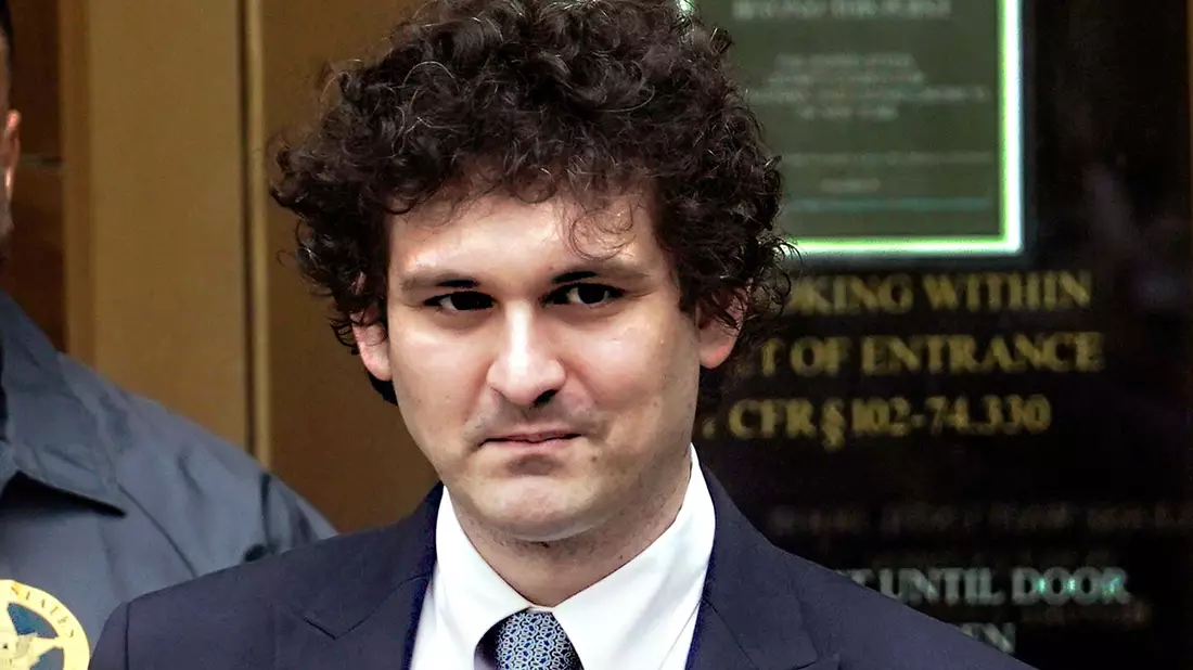 Sam Bankman-Fried, Gründer der Kryptowährungs-Börse FTX, wurde zu 25 Jahren Haft verurteilt. (Archivbild) - Bild: Bebeto Matthews/AP/dpa