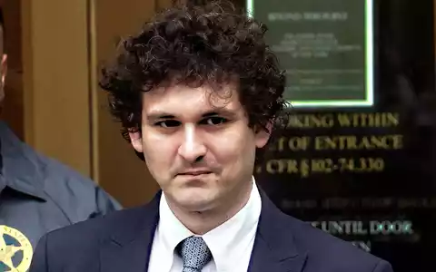 Sam Bankman-Fried, Gründer der Kryptowährungs-Börse FTX, wurde zu 25 Jahren Haft verurteilt. (Archivbild) - Foto: Bebeto Matthews/AP/dpa