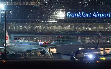 Die Wiederinbetriebnahme von Terminal 2 ist für Mitte der 2030er Jahre angesetzt. (Archivbild) - Foto: Arne Dedert/dpa