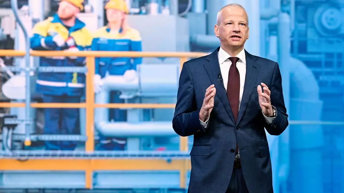 BASF-Chef Markus Kamieth will den Chemiekonzern wieder auf Kurs bringen. (Archivbild) - Bild: Uwe Anspach/dpa