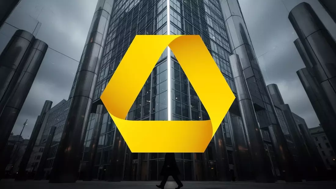 Commerzbank Stock Near High as UniCredit Bid Fails to Gain Traction, Earnings Soar