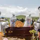 Bereits mehr als 100 Menschen sind im Kongo an Ebola gestorben. (Archivbild) - Bild: Moses Sawasawa/AP/dpa