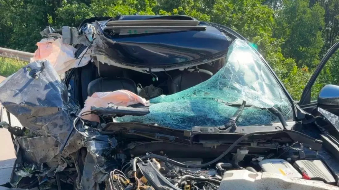 POL-DEL: Autobahnpolizei Ahlhorn: Verkehrsunfall auf der Autobahn 29 bei Hatten +++ Autofahrerin leicht verletzt - Bild: presseportal.de