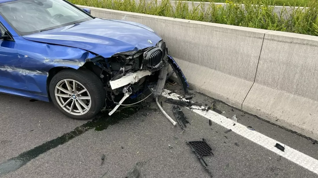 POL-PDLD: A65/AS Knöringen - Wildunfall führt zu Verkehrsbehinderungen - Bild: presseportal.de