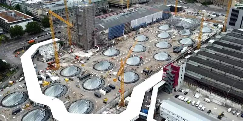 Exklusive SWR-Recherche: Warum eröffnet S21 frühestens im Dezember 2031? / SWR Story: Stuttgart 21 - verplant, verbaut, verschoben am Do., 11.6.2026, 21 Uhr im SWR, ab 5 Uhr in der ARD Mediathek - Foto: presseportal.de