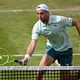 Jan-Lennard Struff steht in Stuttgart im Achtelfinale. - Bild: Marijan Murat/dpa