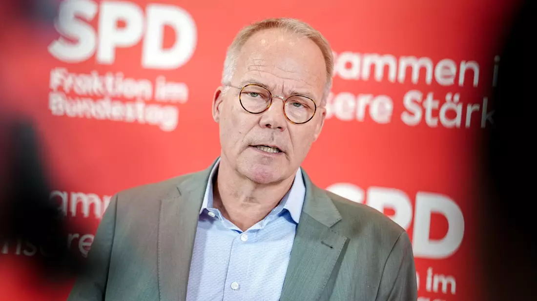 SPD-Fraktionschef Matthias Miersch will Beschlüsse fassen, «die die Zukunftsfähigkeit Deutschlands garantieren». (Archivbild) - Bild: Kay Nietfeld/dpa