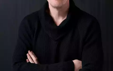 Exklusiv-Interview mit dem Pharma-Unternehmer Dr. Clemens Fischer über die Zulassung seines neuen Rx-Cannabis-Medikaments und den Kampf gegen chronische Schmerzen - Foto: presseportal.de
