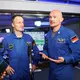 Die beiden deutschen Esa-Astronauten Alexander Gerst und Matthias Maurer (links) hatten mehrfach betont, gern zum Mond fliegen zu wollen. (Archivbild) - Bild: Matthias Balk/dpa