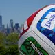 US-Metropolen wie New York stehen als Austragungsorte der Fußball-WM 2026 im internationalen Rampenlicht. (Archivbild) - Bild: Seth Wenig/AP/dpa