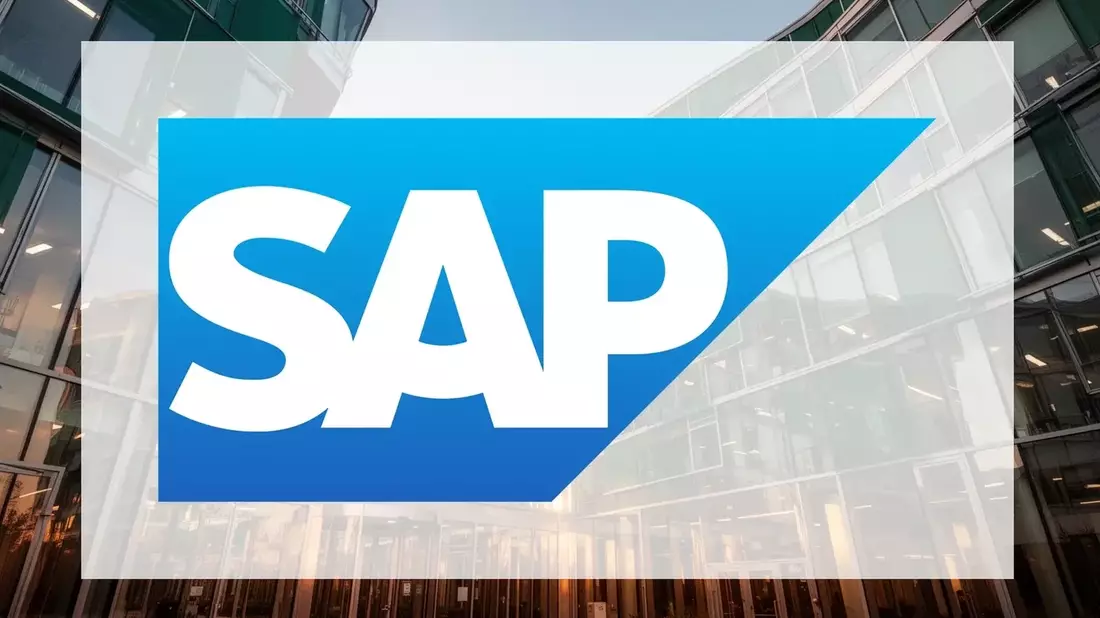 SAP's Conflicting Strategies: Sovereign Cloud vs Forced Migration Hurts Stock