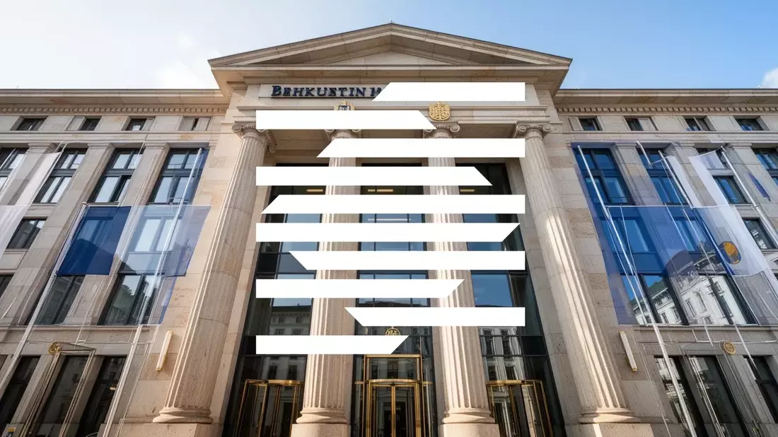 Munich Re Posts Record Q1 Profit Yet Stock Slumps on Pricing Anxiety
