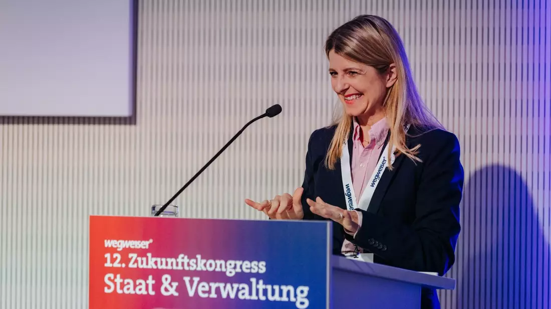 Vier Städte, drei Länder, eine Idee: Stadtverwaltungen aus Saarbrücken, Trier, Metz und Luxemburg für grenzüberschreitendes Projektmanagement beim QuattroPole Hackathon ausgezeichnet - Bild: presseportal.de