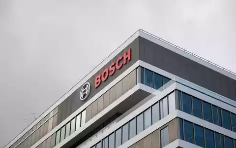 Bosch setzt künftig stärker auf einen rasant wachsenden Zukunftsmarkt: die Automatisierung und humanoide Robotik. (Archivbild) - Foto: Marijan Murat/dpa