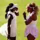 Doppelpartnerin Victoria Mboko (l) ist 25 Jahre jünger als Serena Williams (r). - Bild: Adam Davy/PA Wire/dpa
