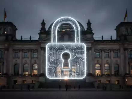 Ein stilisiertes, leuchtendes digitales Vorhängeschloss über einer unscharfen Darstellung des deutschen Bundestagsgebäudes in Berlin. - Foto: über boerse-global.de