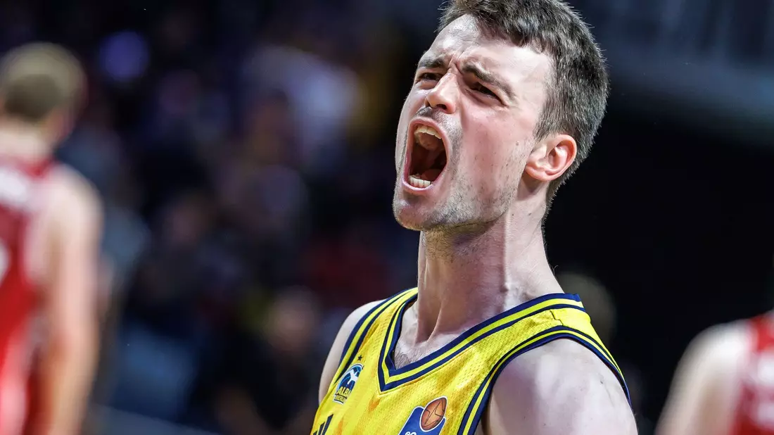 Jonas Mattisseck und Alba Berlin fordern die Bayern heraus. - Bild: Andreas Gora/dpa