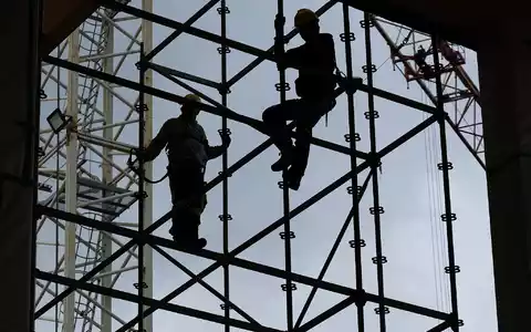 Die Baubranche verweist auf eine «Wohnungslücke» von mehreren hunderttausend Einheiten. (Symbolfoto) - Foto: Jan Woitas/dpa