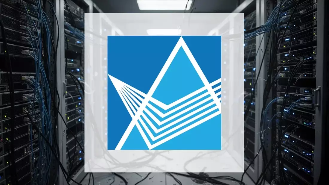 POET Technologies Stock Plunges 50% on Tax, Lawsuit, and CPO Delays